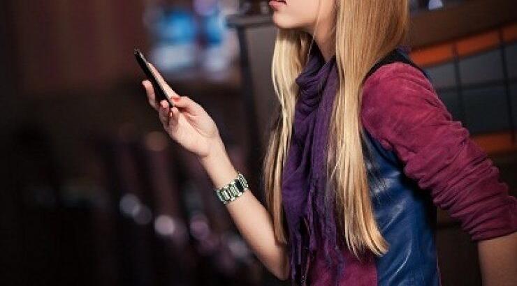 To κινητό "χαλάει" το πρώτο ραντεβού