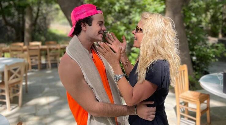 Άγγελος Λάτσιος: Για lunch με την Ελένη Μενεγάκη στην Άνδρο [εικόνα]