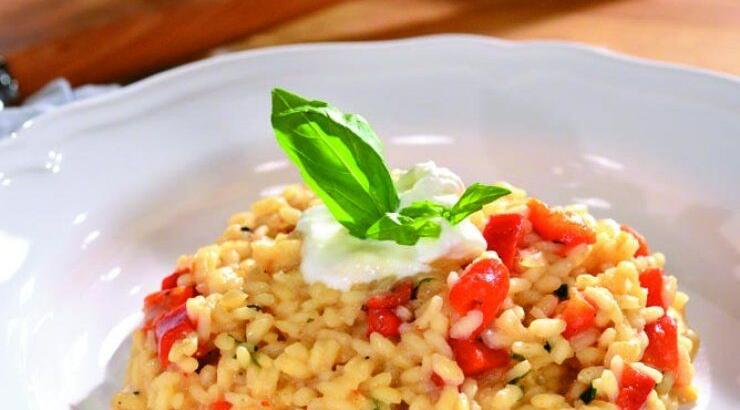 Ριζότο με πιπεριές Φλωρίνης και γιαούρτι στραγγιστό