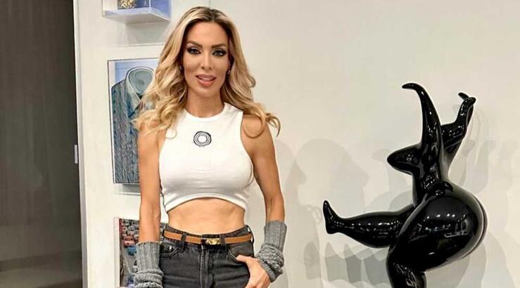 Βαλεντίνα Τσίγκη: Στην Αθήνα με τα παπούτσια που φορούν non stop οι fashion experts