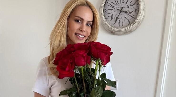 Στέλλα Δημητρίου: Γιόρτασε τα γενέθλιά της πλάι στα δίδυμα αγοράκια της [εικόνες]