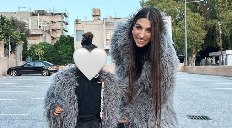 Θέλξια – Βαλέρια Φραγκούδη: Η κόρη της φόρεσε τα τακούνια της μαμάς [εικόνα]