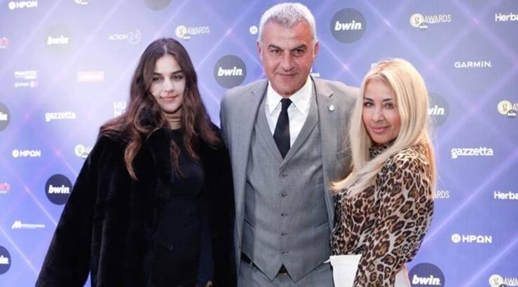 Γωγώ Μαστροκώστα: Η αφιέρωση της κόρης της τρεις εβδομάδες μετά τον θάνατό της [εικόνα]