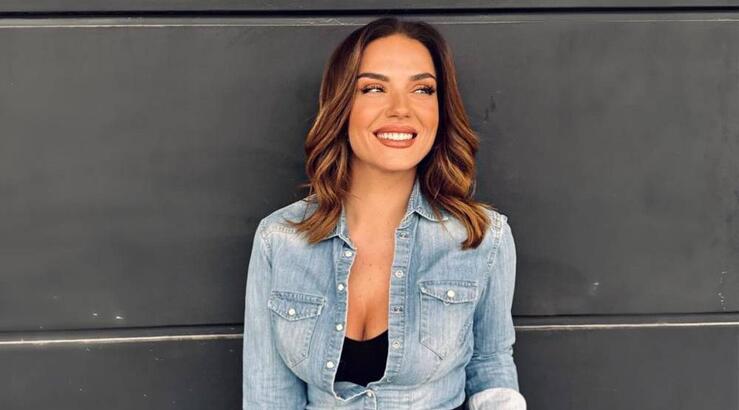 Βάσω Λασκαράκη: Η φωτογραφία με την Άννα Βίσση στην Κρήτη [εικόνα]