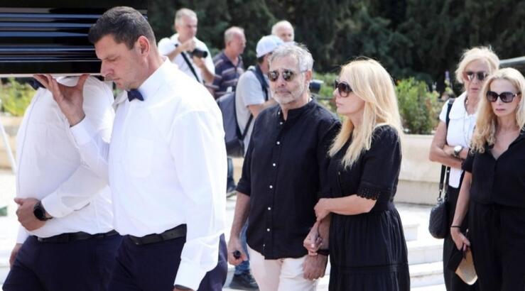 Θοδωρής Αθερίδης για χαμό Ντίνου Καρύδη: "Περάσαμε δύσκολα...Στηρίζω τη Σμαράγδα"