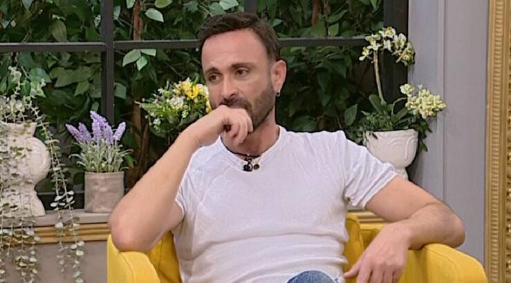 Βούρκωσε ο Κωνσταντίνος Χριστοφόρου on air [βίντεο]