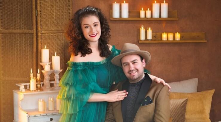 Έγκυος για δεύτερη φορά η Ιλάειρα Ζήση; - Τι απαντά ο Μαυρίκιος Μαυρικίου [βίντεο]