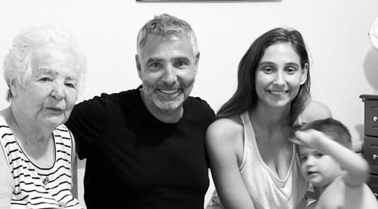 Πένθος για τον Θοδωρή Αθερίδη: Πέθανε η μητέρα του – Το βίντεο με τις τελευταίες στιγμές