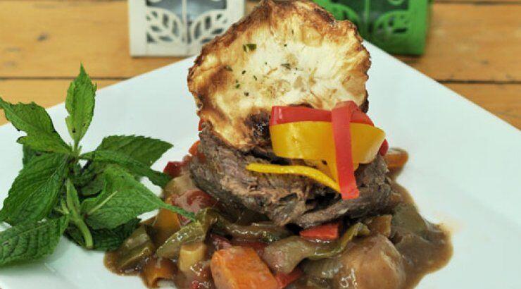 Μοσχαράκι με λαχανικά 