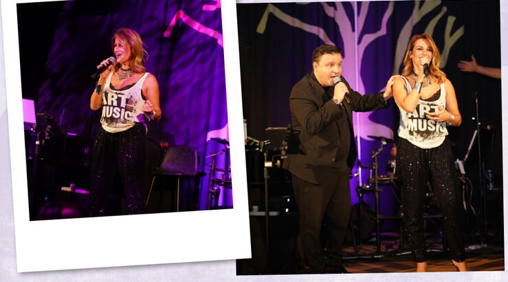 Δέσποινα Ολυμπίου: Η έκπληξη για τα γενέθλιά της on stage [εικόνες]