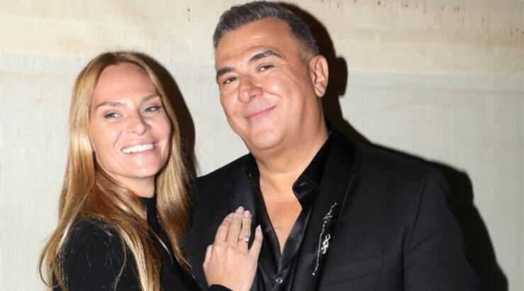 Αντώνης Ρέμος - Υβόννη Μπόσνιακ: Η σπάνια βραδινή έξοδος του ζευγαριού [εικόνα]