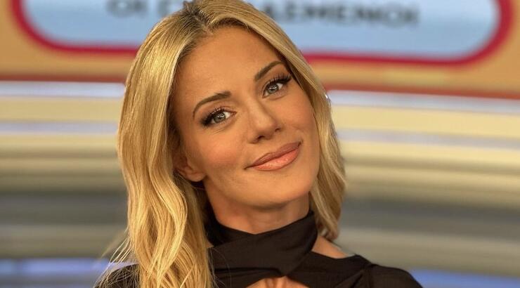 Χαρμόσυνα νέα για τη Ζέτα Μακρυπούλια: Η φωτογραφία του νεογέννητου