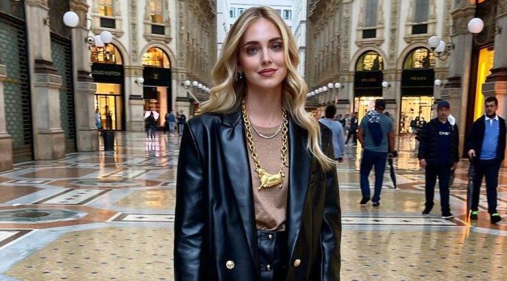 Η Chiara Ferragni με απίστευτα μακριά μαλλιά όπως δεν την έχεις ξαναδεί