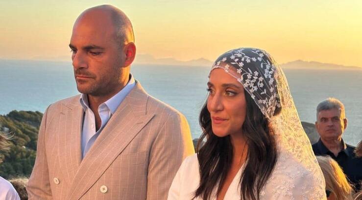 Ιωάννα Λάπα: Το ανατρεπτικό wedding look στο γάμο της στη Ρόδο με τον Δήμο Μικελλίδη