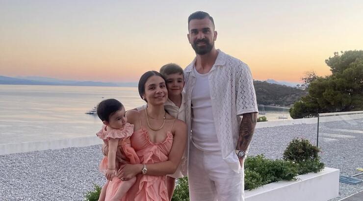 Βαλεντίνος Σιέλης - Φλωρεντία Σαββίδου: Το Jurassic Park party για τα 5α γενέθλια του γιου τους