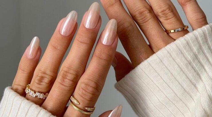 Glazed nails: Η τάση στα νύχια που κάνουν όλες οι beauty addicts τώρα
