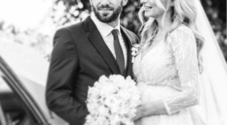 Χριστιάνα Αριστοτέλους: Δεν θα πιστεύετε σε ποια έδωσε τη νυφική ανθοδέσμη