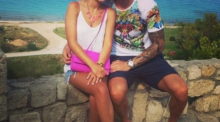 Βαλεντίνος Σιέλης: Τρελά ερωτευμένος μαγειρεύει για τη σύντροφό του [εικόνα]