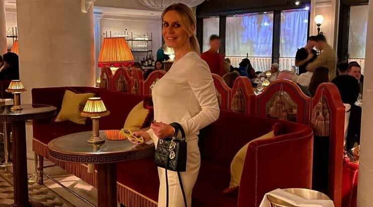 Λώρια Χατζηγεωργίου: Σου δίνει την τέλεια ιδέα για το νέο σου χρώμα νυχιών 