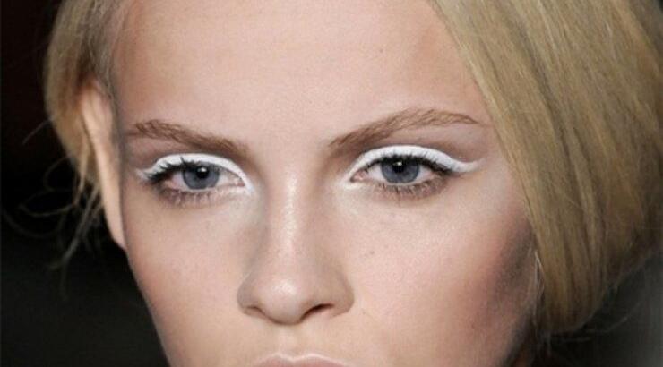 5 τρόποι να χρησιμοποιήσεις το λευκό μολύβι στο μακιγιάζ