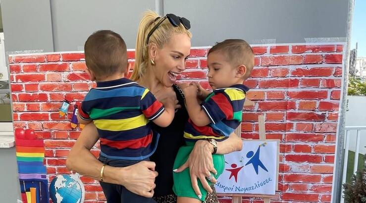 Στέλλα Δημητρίου: Εξιτήριο από το νοσοκομείο για τον γιο της μετά από 10 ημέρες νοσηλείας [βίντεο]