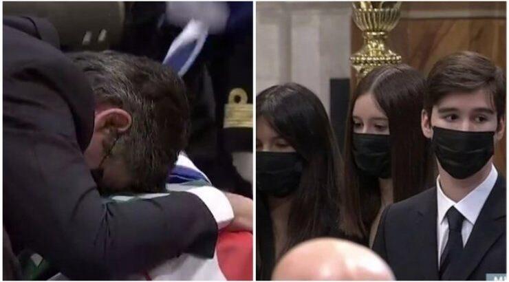 Κηδεία Φώφης Γεννηματά: Συγκλονιστικές εικόνες με τον σύζυγο και τα τρία παιδιά της