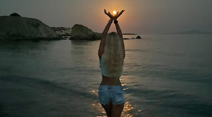 Aνατριχιαστικό για Ελληνίδα παρουσιάστρια: Κάποιος μπήκε στο σπίτι της θείας της και την σκότωσε