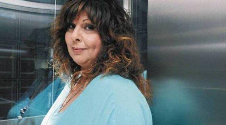 Λένα Μαντά: «Όταν ήρθαν οι χημειοθεραπείες πήγα να χτενιστώ και εκεί πέφτει η πρώτη τούφα»