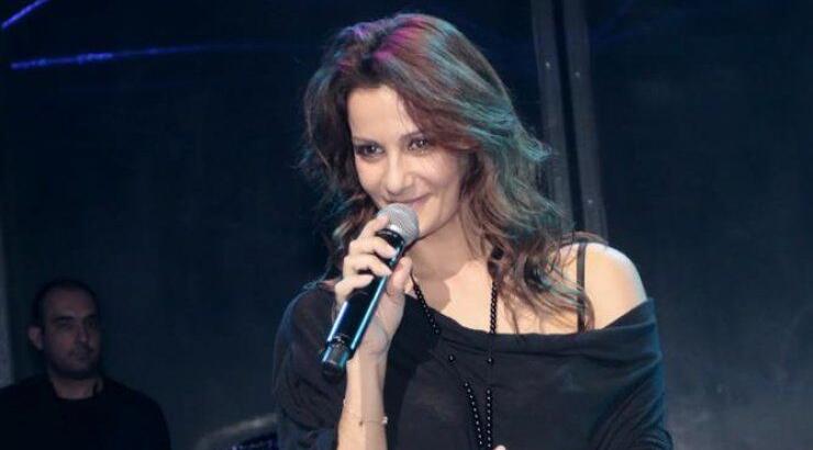 "Just the two of us": Η Ολυμπίου είχε κλείσει, αλλά η συμφωνία χάλασε λόγω... Μακρυπούλια