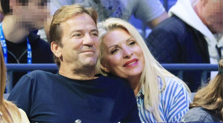 Ελένη Μενεγάκη - Μάκης Παντζόπουλος: Βόλτα στην Αθήνα με την 11χρονη κόρη τους, Μαρίνα [εικόνα]