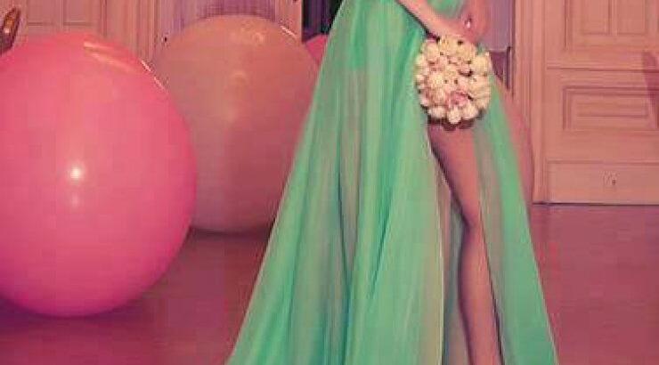 Εμφάνιση κουμπάρας και κουμπάρου στο γάμο