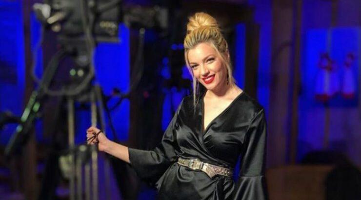 Η αλλαγή που πρέπει να γνωρίζεις για την Άντρη Καραντώνη!