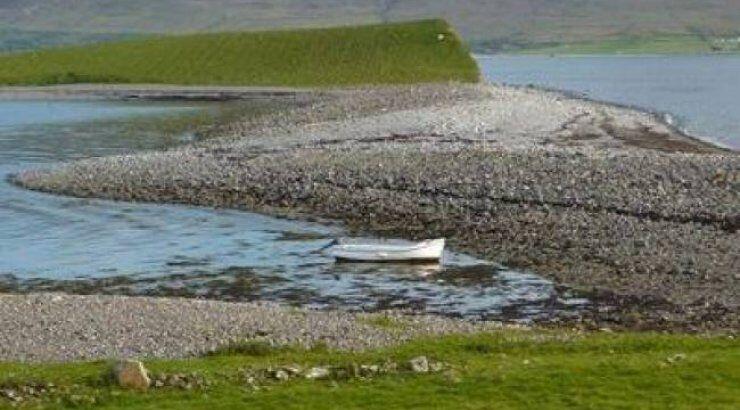 Πωλείται το νησί του Lenon