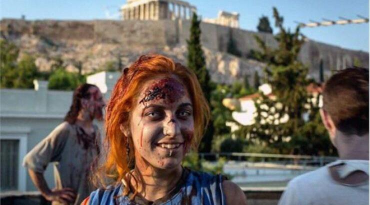 Τα ζόμπι βγήκαν παγανιά κάτω από την Ακρόπολη