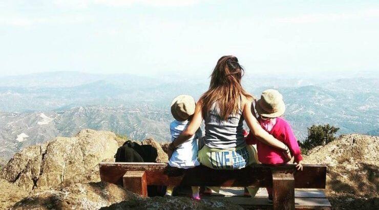 Κύπρια ηθοποιός εξομολογείται: “Νόσησα από κορωνοϊό 18 ημέρες πριν γεννήσω”