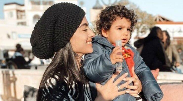 Άντρεα Κυριάκου: Ντύθηκε το ίδιο με τον μικρό Λαμπρινό και ξετρελαθήκαμε! [εικόνες]