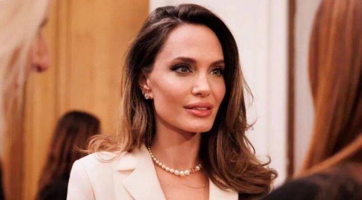 Angelina Jolie: Ο γοητευτικός εκατομμυριούχος που φημολογείται ότι είναι ο νέος της σύντροφος [εικόνες]