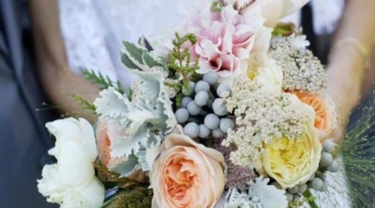 Πρωτότυπες νυφικές ανθοδέσμες 