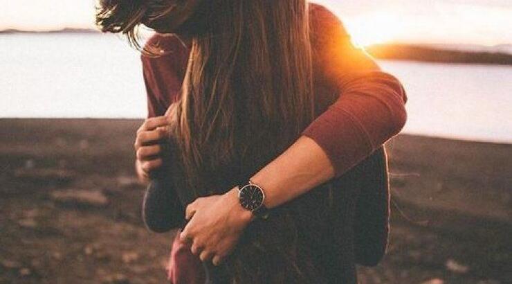 4+1 πράγματα που παρατηρούν οι άντρες στις γυναίκες!