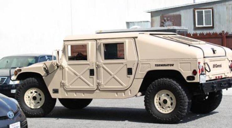 Αυτό είναι το αυτοκίνητο του Arnold Schwarzenegger