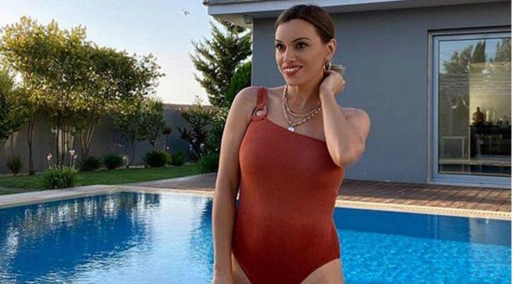 Εβελίνα Κυράστα: Τα πέντε μυστικά ομορφιάς της που θα θέλεις να ακολουθήσεις