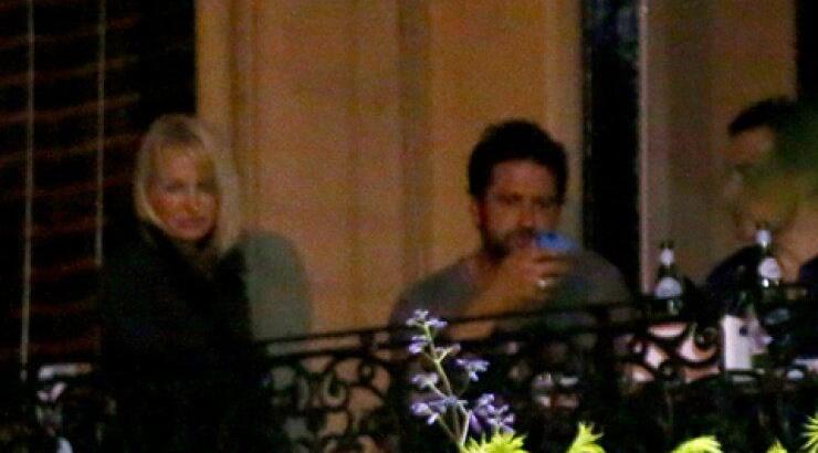 Gerard Butler: Ξανθιά συντροφιά στο πλάι του [φωτογραφίες]