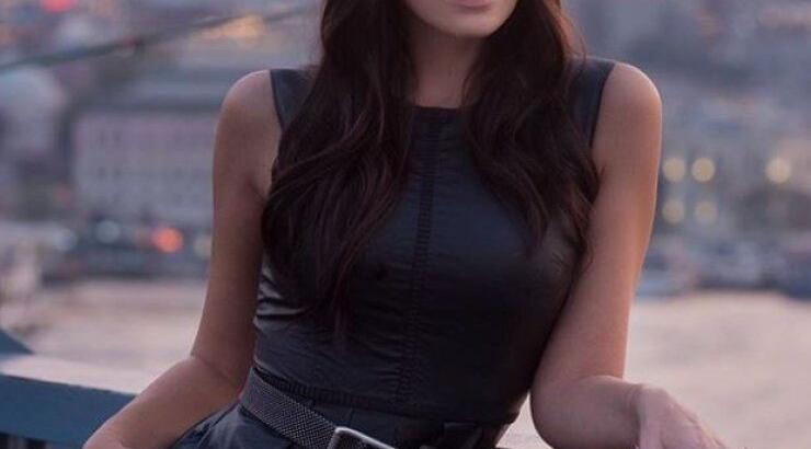 Υβόννη Μπόσνιακ: Η δημόσια ερωτική εξομολόγηση στον Αντώνη Ρέμο λίγο πριν το γάμο τους!