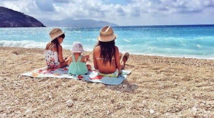 Η πιο τρυφερή καλοκαιρινή φωτογραφία Έλληνα τραγουδιστή