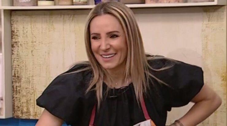 Η συγκινητική έκπληξη στη Γιώτα Δαμιανού on air – Η πεθερά της στην εκπομπή! [βίντεο]