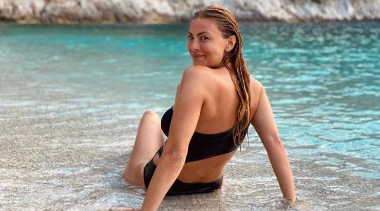 Δέσποινα Καμπούρη: Το matchy - matchy μαγιό με την κόρη της που λατρέψαμε [εικόνα]