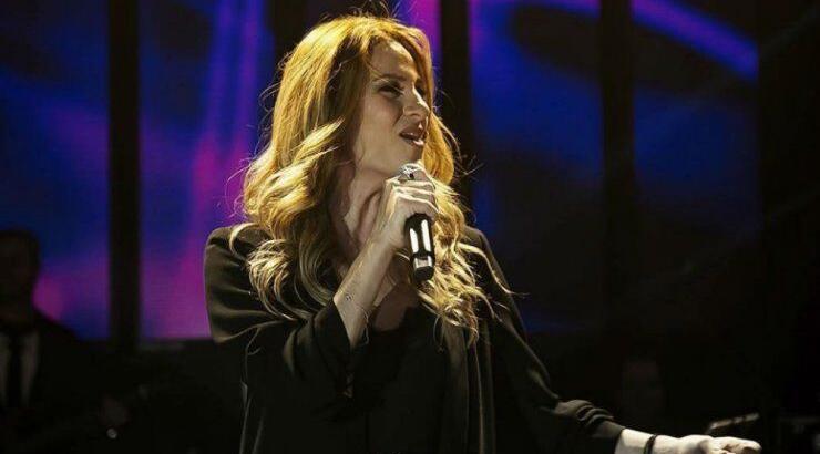 Δέσποινα Ολυμπίου: Η σπάνια φωτογραφία με τον ενάμιση ετών γιο της!