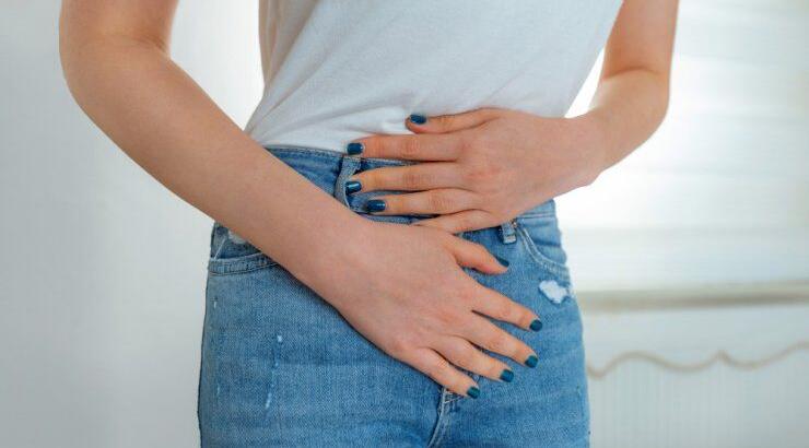 3 πράγματα που πρέπει να εντάξεις στη ζωή σου για να απαλλαγείς από τη δυσκοιλιότητα [βίντεο]