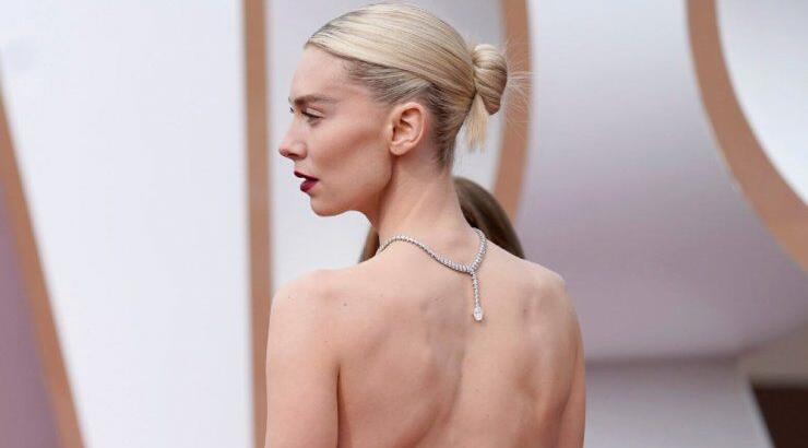 Underwear Alert: Αυτά τα εσώρουχα φοράνε οι stars κάτω από τα αποκαλυπτικά φορέματα τους!