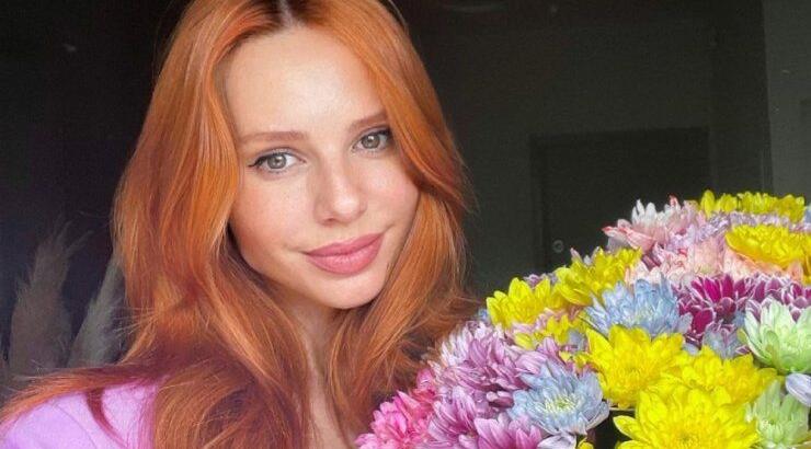 Έβελυν Καζαντζόγλου: Αποκαλύπτει τι είναι αυτά που κάνει και την κατηγορούν οι φίλοι της